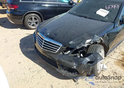 2013 Mercedes-Benz E 350 из США, поврежденный, VIN WDDHF5KB6DA676049